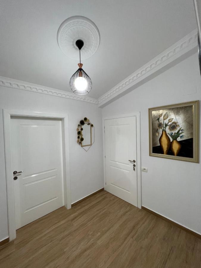 Apartment Elbasan City Center 2 Eksteriør billede