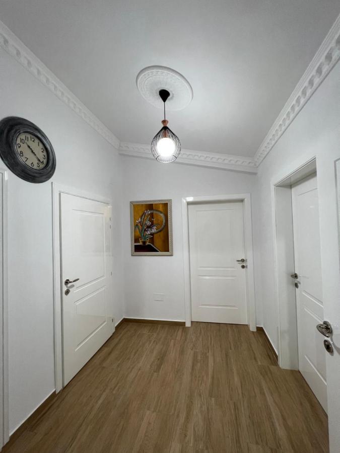 Apartment Elbasan City Center 2 Eksteriør billede